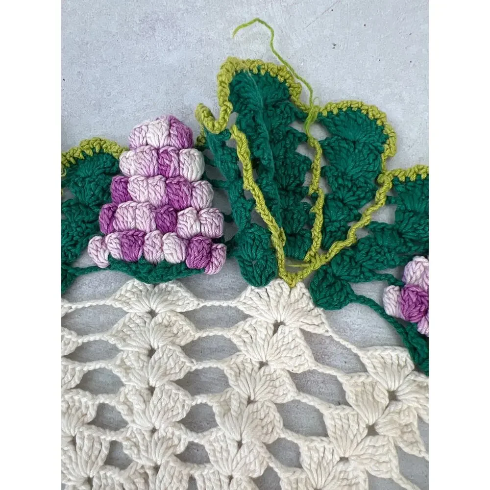 Vintage‎ Attic Treasure Handmade Crochet Grape Doily Art Nouveau 13”
